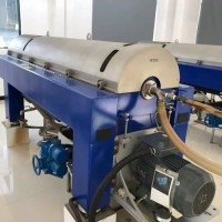 中小型工業(yè)臥式沉降離心機(jī)的檢測與大修